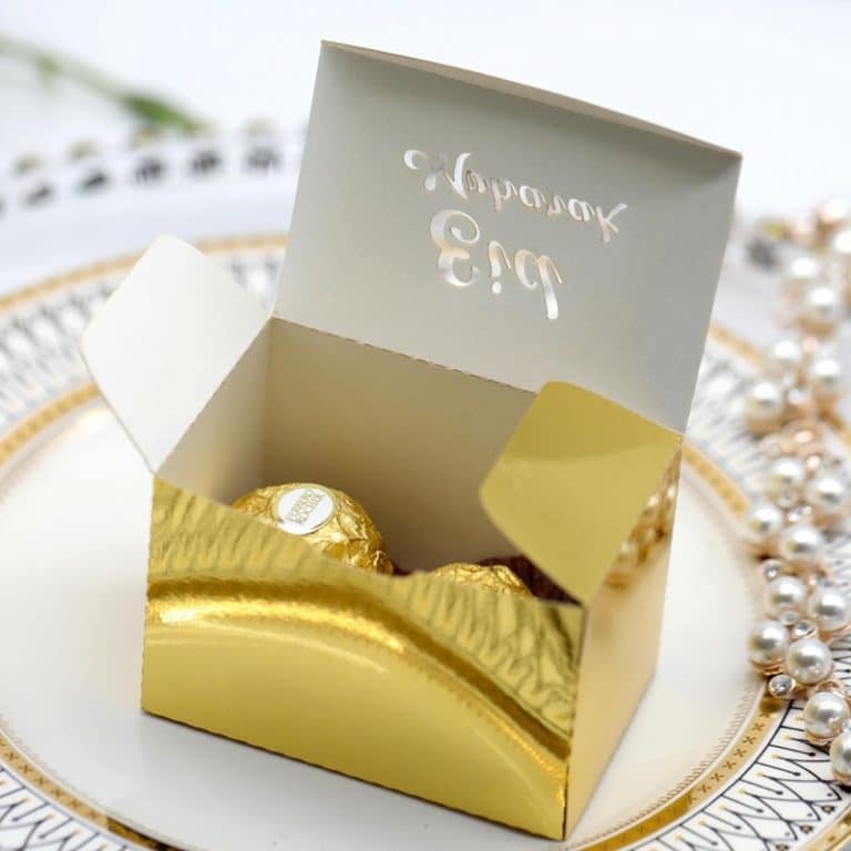 Simple Eid Muabarak Favour Bixes 4